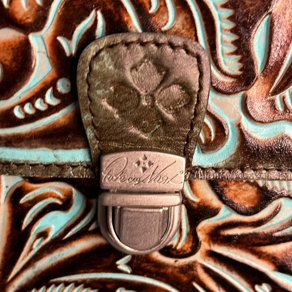 Patricia Nash New without tags  Crossbody bag  tooled Leather  bronze brown mint